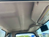 三菱ふそうキャンターアルミバン小型（2t・3t）[写真24]