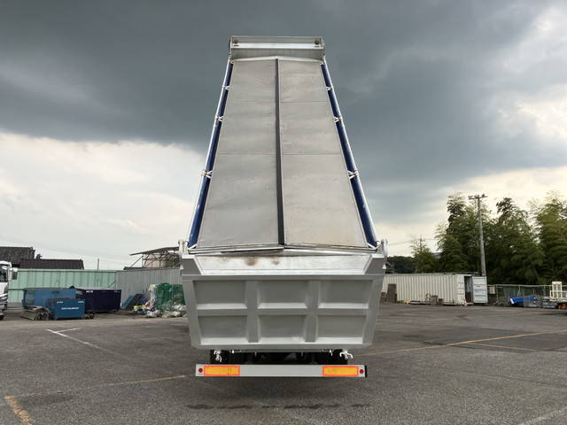 三菱ふそうスーパーグレート深ダンプ（土砂禁ダンプ）大型（10t）[写真11]