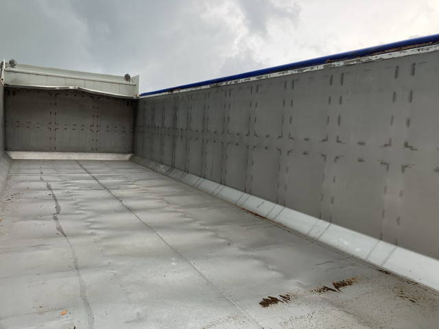 三菱ふそうスーパーグレート深ダンプ（土砂禁ダンプ）大型（10t）[写真16]