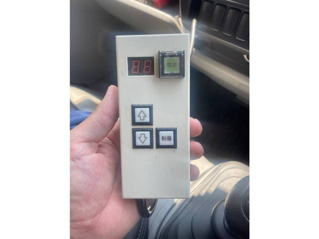 トヨタトヨエース道路作業車小型（2t・3t）[写真38]