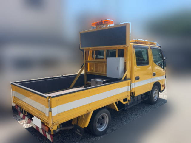 トヨタトヨエース道路作業車小型（2t・3t）[写真04]