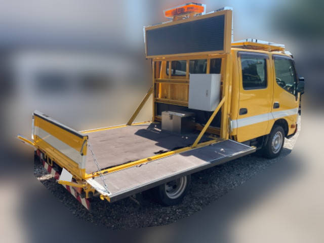 トヨタトヨエース道路作業車小型（2t・3t）[写真07]