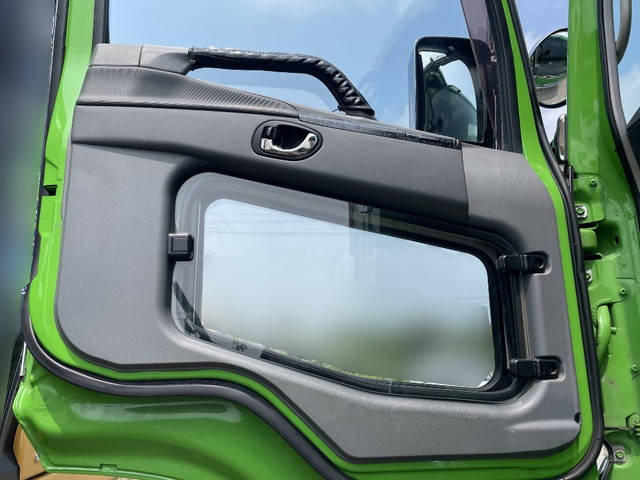 三菱ふそうスーパーグレートトレーラーヘッド（トラクターヘッド）大型（10t）[写真28]