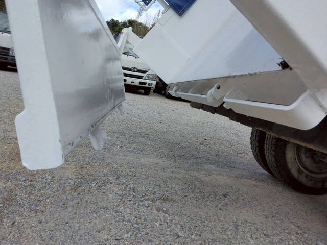 いすゞエルフダンプ小型（2t・3t）[写真11]