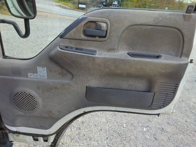 いすゞエルフダンプ小型（2t・3t）[写真24]