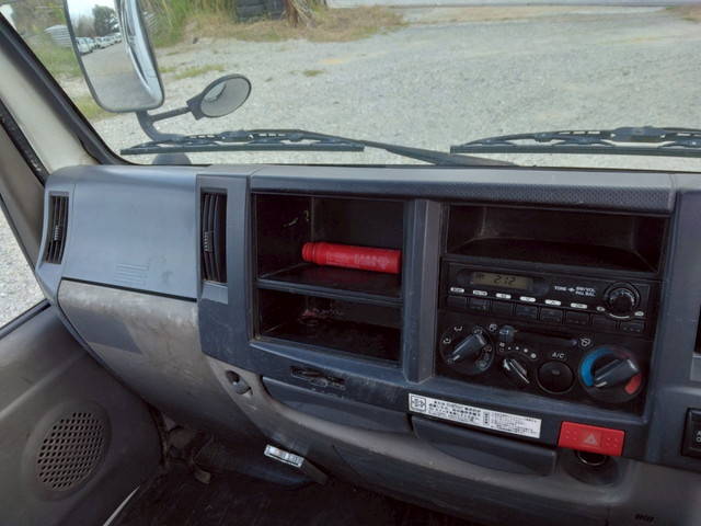 いすゞエルフダンプ小型（2t・3t）[写真32]