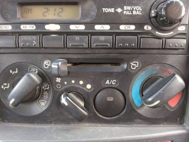 いすゞエルフダンプ小型（2t・3t）[写真34]