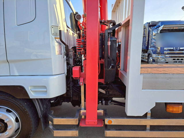 三菱ふそうファイターセルフクレーン4段増トン（6t・8t）[写真14]