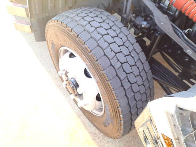 三菱ふそうファイターセルフクレーン4段増トン（6t・8t）[写真30]