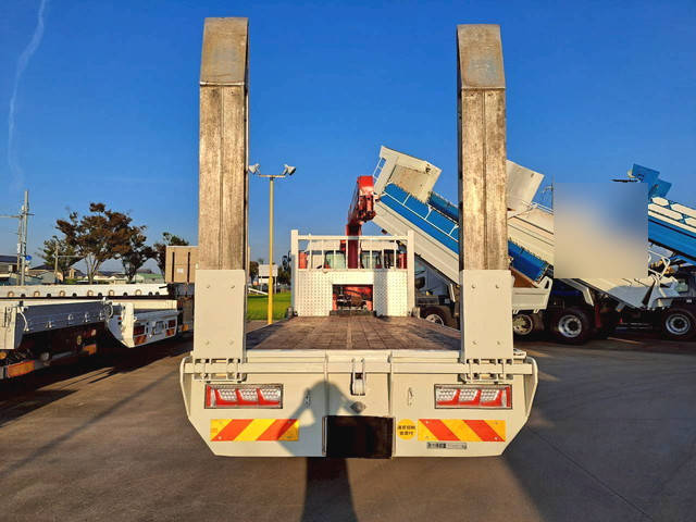 三菱ふそうファイターセルフクレーン4段増トン（6t・8t）[写真06]