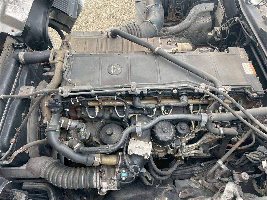 三菱ふそうスーパーグレートクレーン4段大型（10t）[写真14]