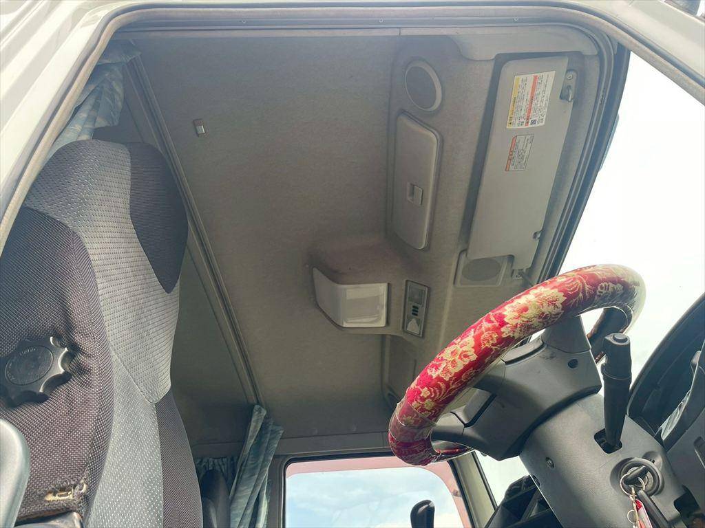 三菱ふそうスーパーグレートクレーン4段大型（10t）[写真19]