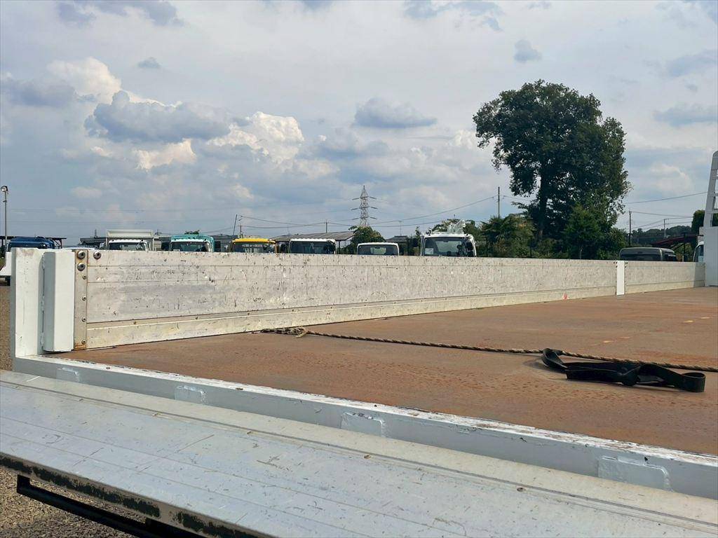 三菱ふそうスーパーグレートクレーン4段大型（10t）[写真07]