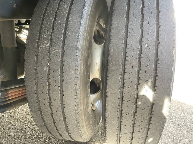 トヨタトヨエースパネルバン小型（2t・3t）[写真13]