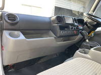 トヨタトヨエースパネルバン小型（2t・3t）[写真20]