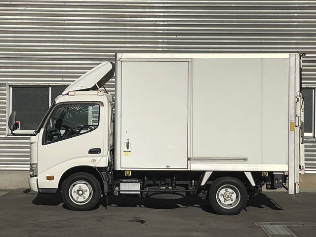 トヨタトヨエースパネルバン小型（2t・3t）[写真21]