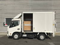トヨタトヨエースパネルバン小型（2t・3t）[写真23]