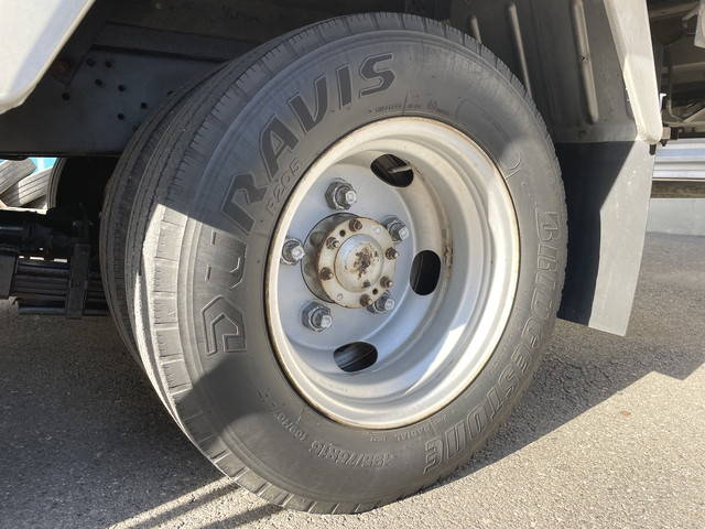 トヨタトヨエースパネルバン小型（2t・3t）[写真33]