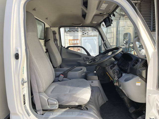 トヨタトヨエースパネルバン小型（2t・3t）[写真34]