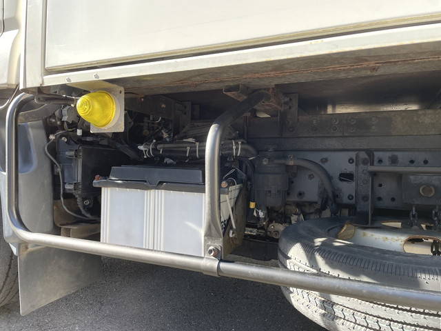 トヨタトヨエースパネルバン小型（2t・3t）[写真08]