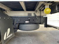 三菱ふそうキャンターアルミバン小型（2t・3t）[写真15]