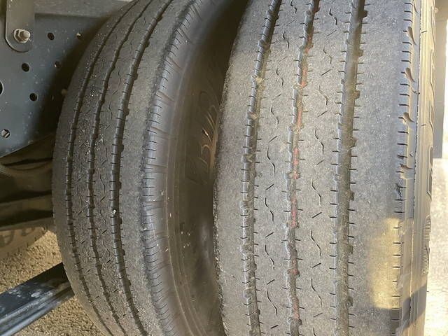 三菱ふそうキャンターアルミバン小型（2t・3t）[写真19]