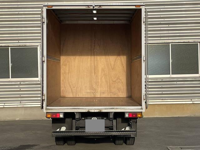 三菱ふそうキャンターアルミバン小型（2t・3t）[写真03]