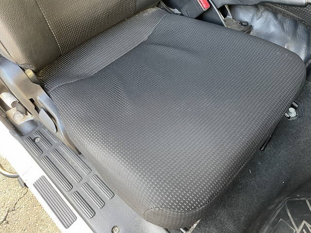 三菱ふそうキャンターアルミバン小型（2t・3t）[写真30]