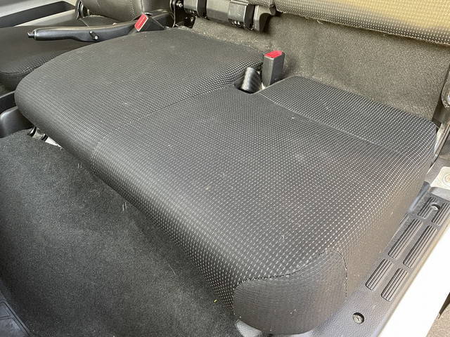 三菱ふそうキャンターアルミバン小型（2t・3t）[写真35]