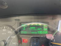 三菱ふそうキャンターアルミバン小型（2t・3t）[写真40]