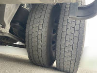 UDトラックスクオントレーラーヘッド（トラクターヘッド）大型（10t）[写真16]