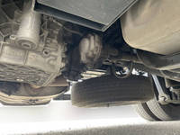 UDトラックスクオントレーラーヘッド（トラクターヘッド）大型（10t）[写真20]