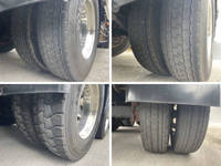 UDトラックスクオントレーラーヘッド（トラクターヘッド）大型（10t）[写真21]