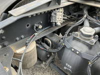 UDトラックスクオントレーラーヘッド（トラクターヘッド）大型（10t）[写真23]