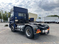 UDトラックスクオントレーラーヘッド（トラクターヘッド）大型（10t）[写真05]