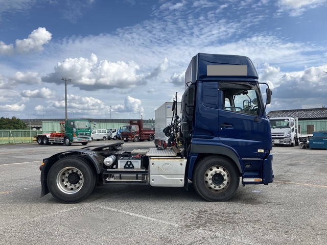 UDトラックスクオントレーラーヘッド（トラクターヘッド）大型（10t）[写真06]