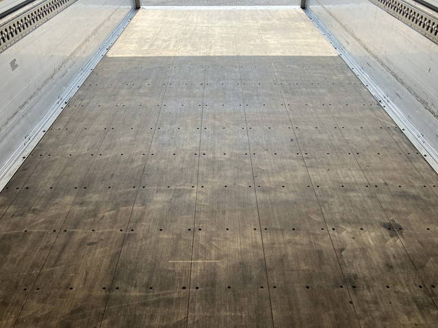 UDトラックスコンドルアルミウイング中型（4t）[写真18]