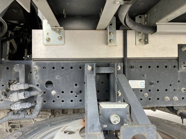 UDトラックスコンドルアルミウイング中型（4t）[写真23]