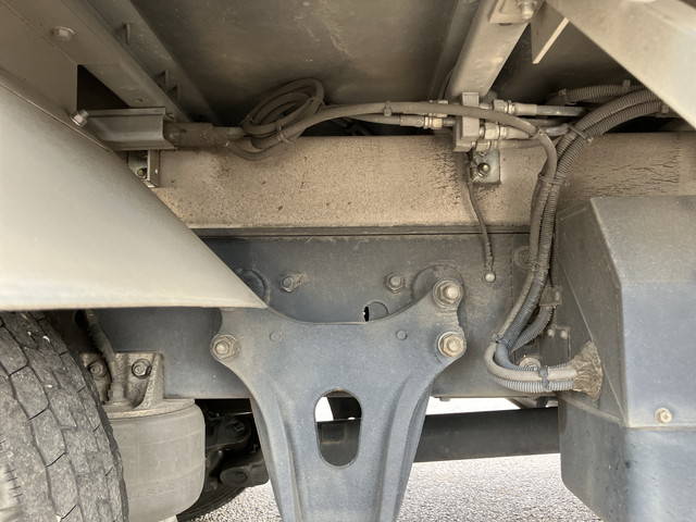 UDトラックスコンドルアルミウイング中型（4t）[写真25]