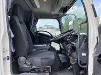 UDトラックスコンドルアルミウイング中型（4t）[写真33]