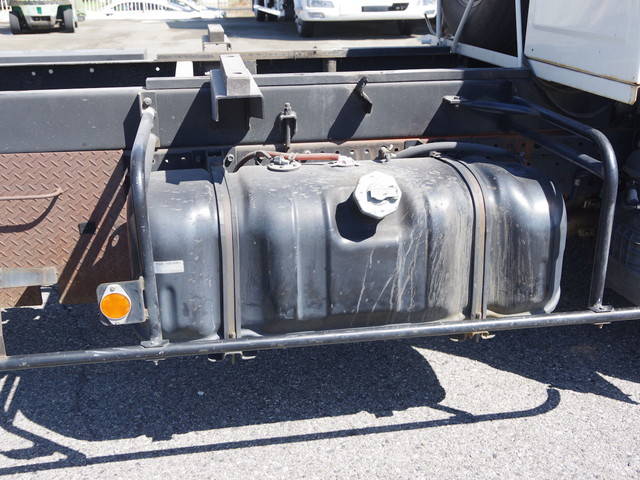 いすゞエルフ深ダンプ（土砂禁ダンプ）小型（2t・3t）[写真13]