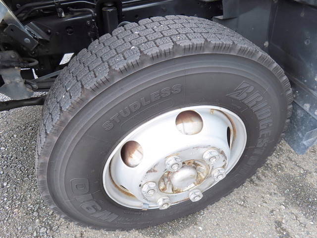 日野レンジャーアルミウイング中型（4t）[写真12]