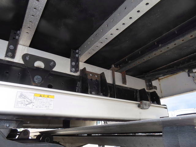 日野レンジャーアルミウイング中型（4t）[写真09]