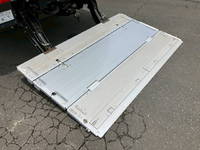 三菱ふそうキャンターアルミバン小型（2t・3t）[写真12]