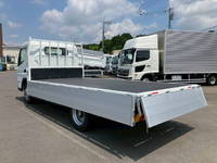 三菱ふそうキャンターアルミブロック小型（2t・3t）[写真09]