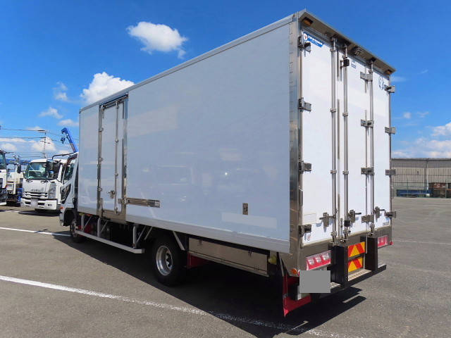 三菱ふそうファイター冷凍車（冷蔵車）中型（4t）[写真03]