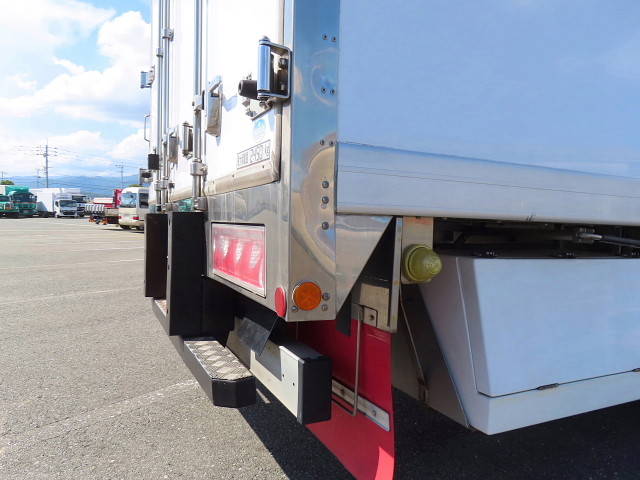三菱ふそうファイター冷凍車（冷蔵車）中型（4t）[写真36]