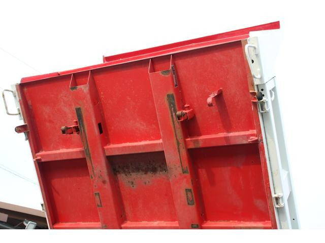 いすゞエルフダンプ小型（2t・3t）[写真18]