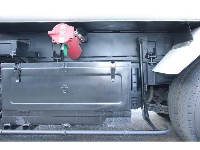 日野デュトロパッカー車（塵芥車）小型（2t・3t）[写真18]