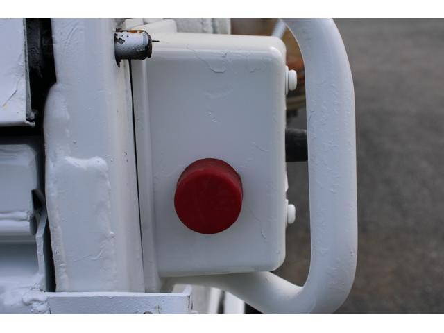 日野デュトロパッカー車（塵芥車）小型（2t・3t）[写真27]